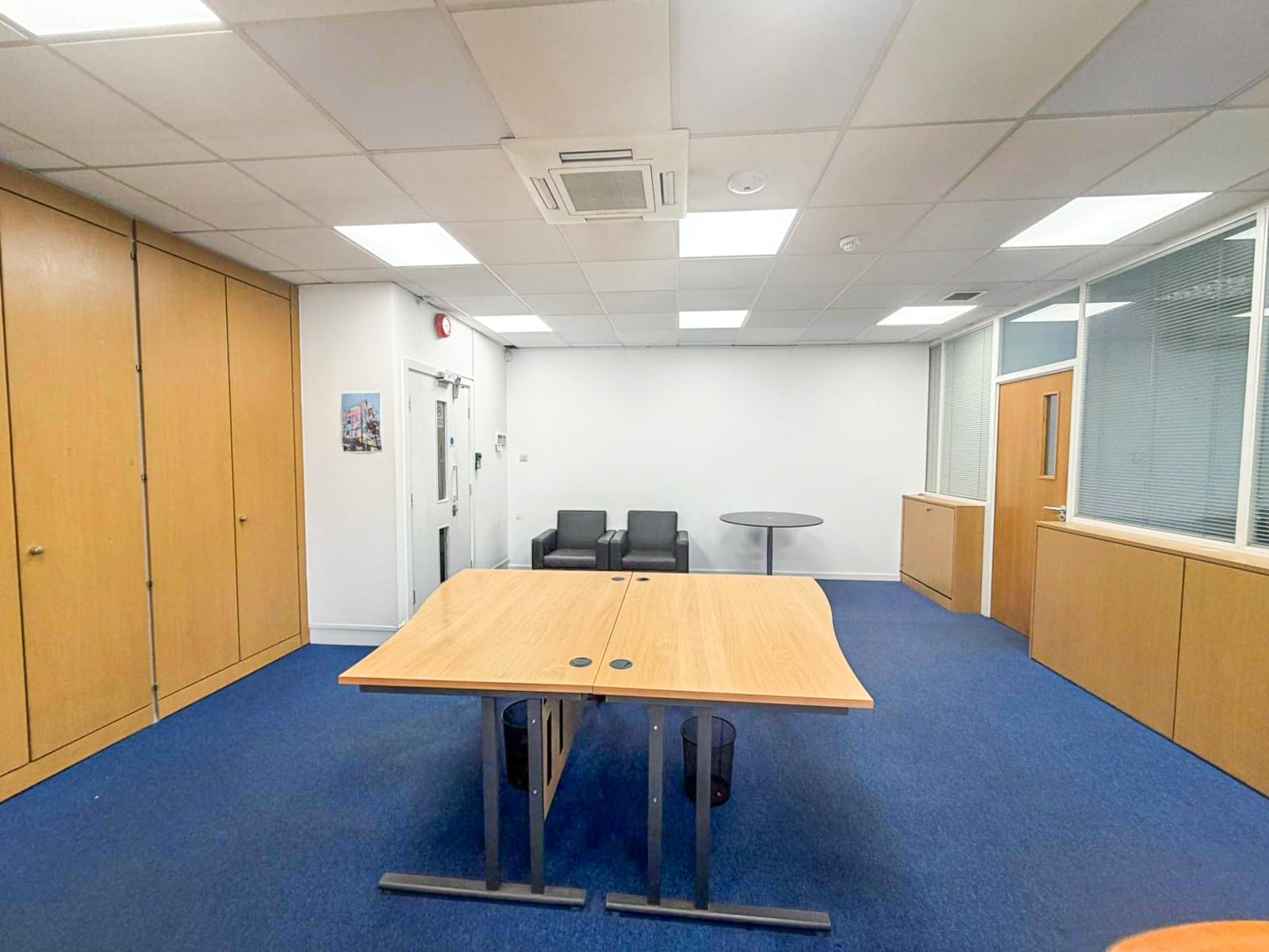 288 Chase Rd, London for lease Interior Photo- Image 1 of 6