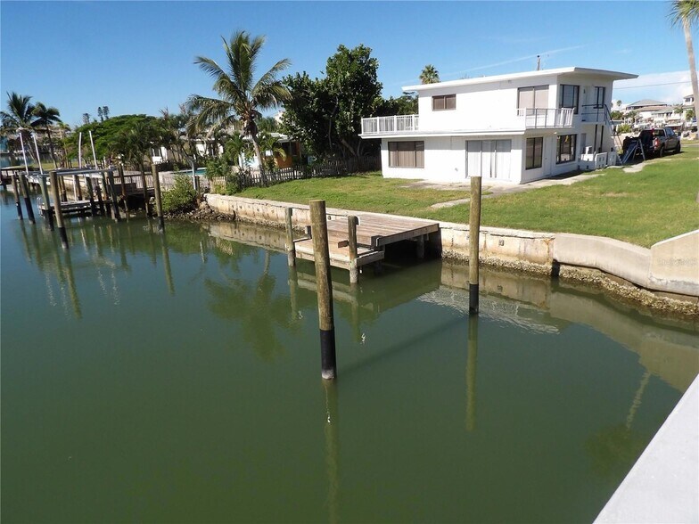 497 Normandy Rd, Madeira Beach, FL for sale - Primary Photo - Image 1 of 3