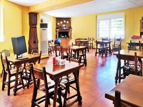 Retail in Terrassa, Barcelona for lease Interior Photo- Image 2 of 7