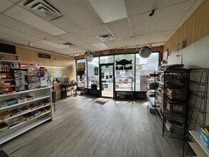 886-926 Prospect St, Glen Rock, NJ for lease Interior Photo- Image 2 of 2