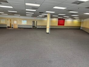 8249-8287 Centreville Rd, Manassas, VA for lease Interior Photo- Image 1 of 6