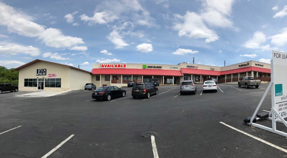 1101-1123 FM 1431 W, Marble Falls, TX à louer - Photo du bâtiment - Image 2 de 5