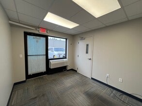 305 Ruthar Dr, Newark, DE à louer Photo intérieure- Image 2 de 6