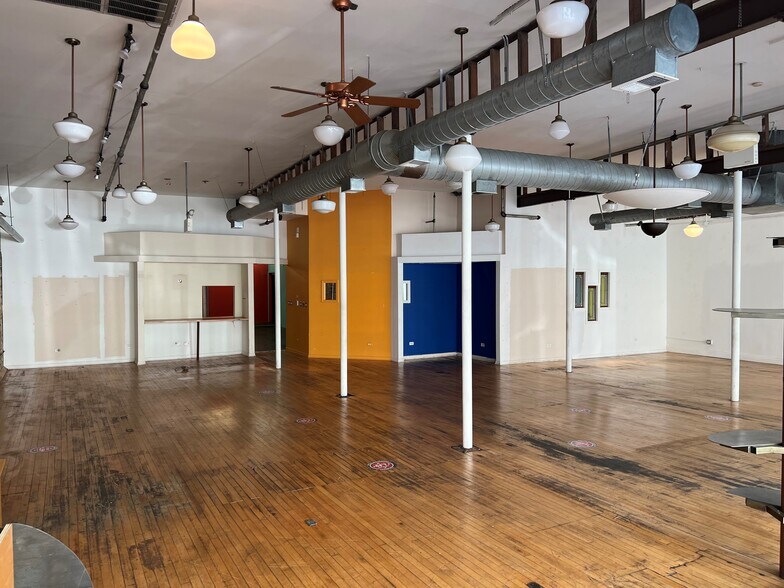 3044 N Lincoln Ave, Chicago, IL à louer - Photo du bâtiment - Image 3 de 6