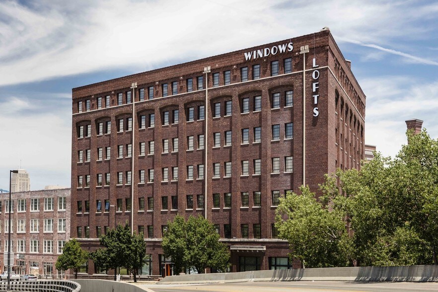380 W 22nd St, Kansas City, MO à louer - Photo du bâtiment - Image 2 de 2
