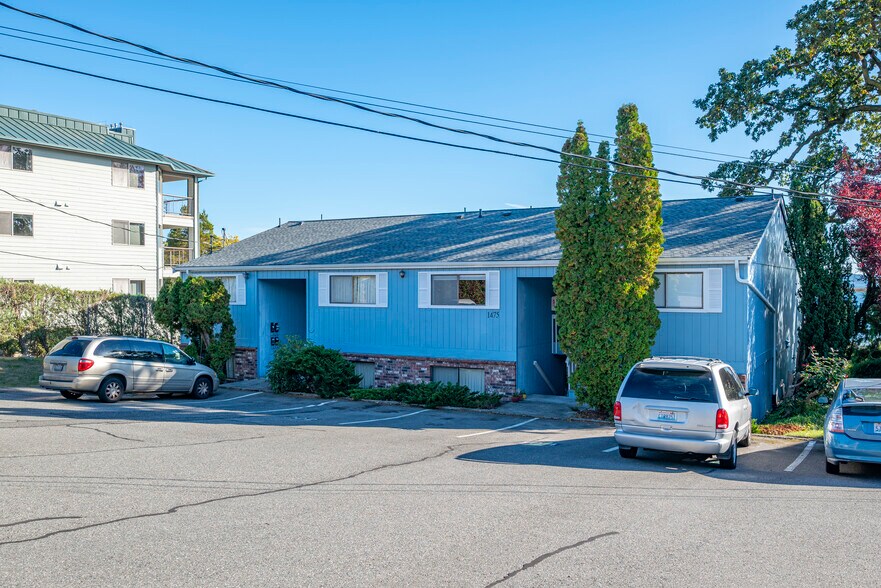 1475 SE 9th Ave, Oak Harbor, WA à vendre - Photo du bâtiment - Image 3 de 36