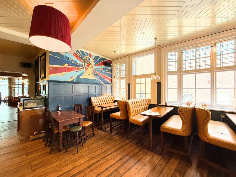 81 King St, London for sale - Building Photo - Image 2 of 8