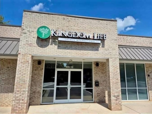 6904 Glenwood Ave, Raleigh, NC for lease Building Photo- Image 1 of 1