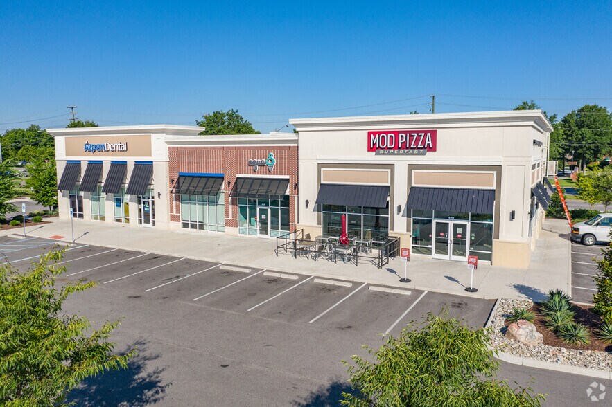 2180 General Booth Blvd, Virginia Beach, VA à louer - Photo du bâtiment - Image 3 de 8