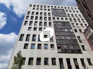 Plus de détails pour 1-10 Place Charles De Gaulle, Montigny-le-Bretonneux - Bureau, Bureau/Médical à louer