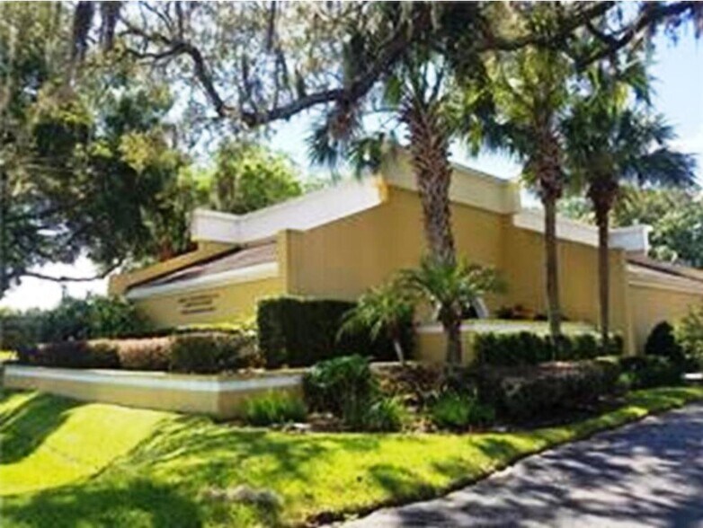 130 E Hillcrest St, Orlando, FL à vendre - Photo du bâtiment - Image 1 de 30