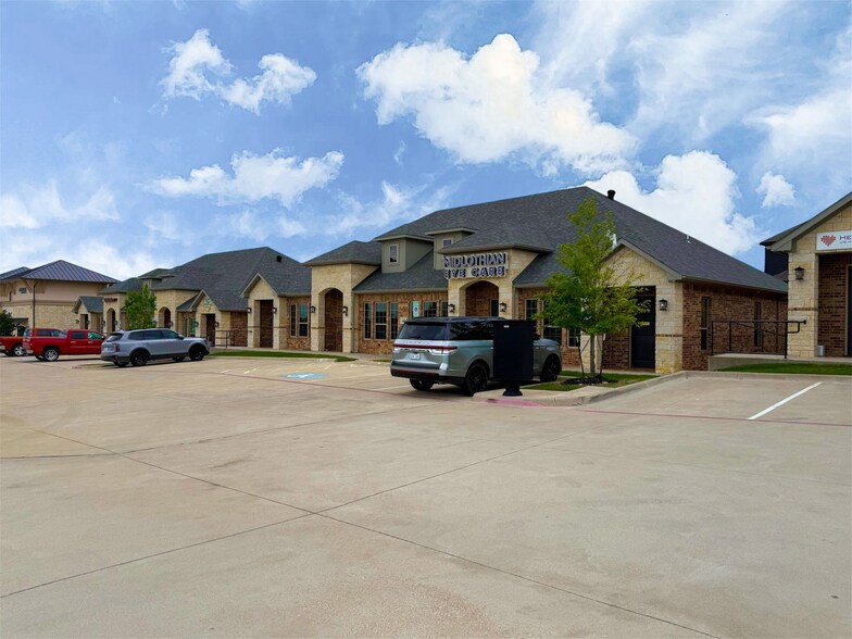 440 Hawkins Run Rd, Midlothian, TX à louer - Photo du bâtiment - Image 3 de 4