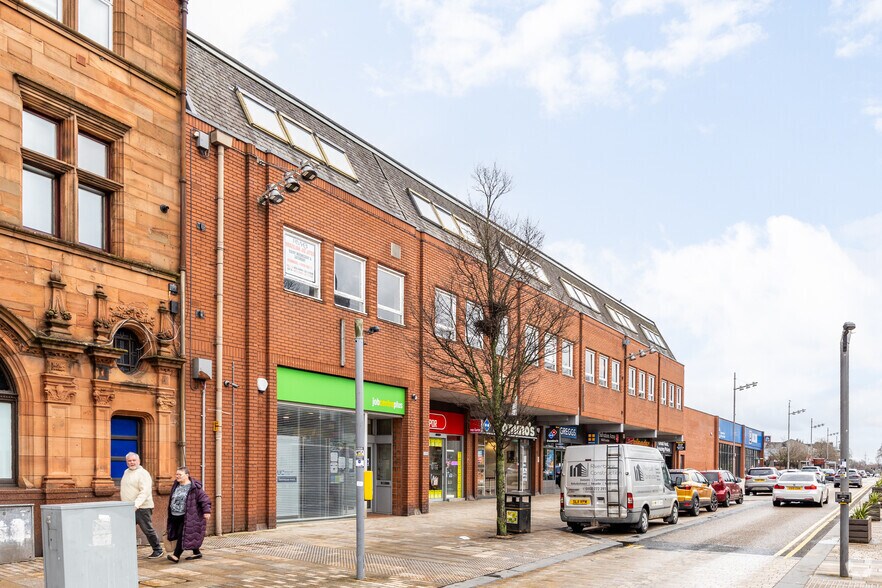 5-17 High St, Renfrew à vendre - Photo du bâtiment - Image 2 de 2