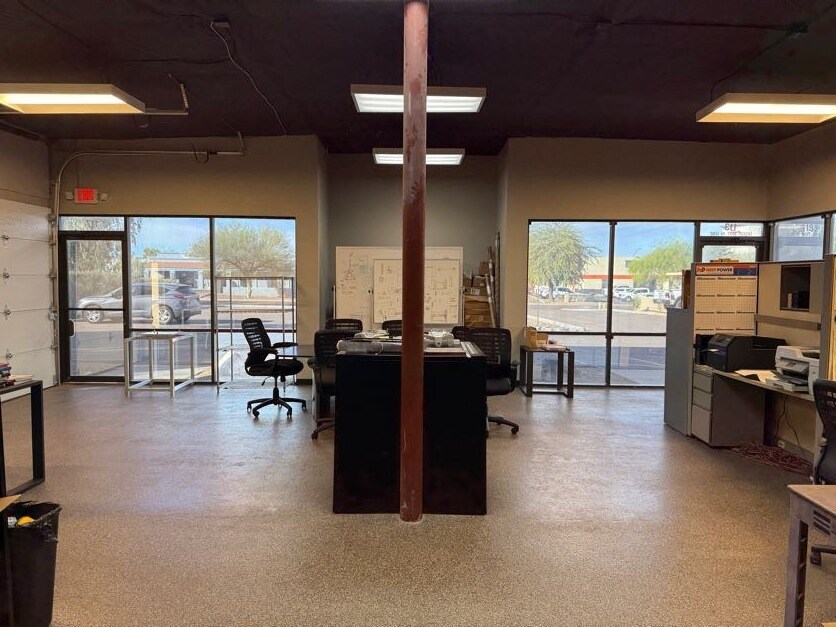 113-117 S Rockford Dr, Tempe, AZ à louer Photo intérieure- Image 1 de 15