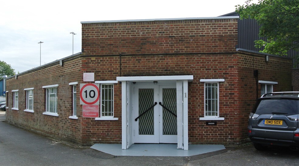 1-2 Wellington Rd, Londres à louer - Photo du bâtiment - Image 3 de 9