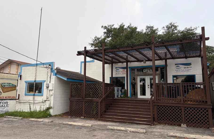 1224 S Main St, Boerne, TX for sale - Building Photo - Image 2 of 4
