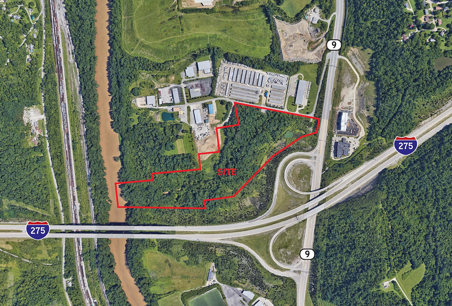 207 Vine St, Wilder, KY à louer Photo principale- Image 1 de 2