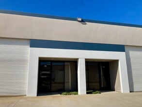 2235 1st St, Simi Valley, CA for lease Building Photo- Image 2 of 5