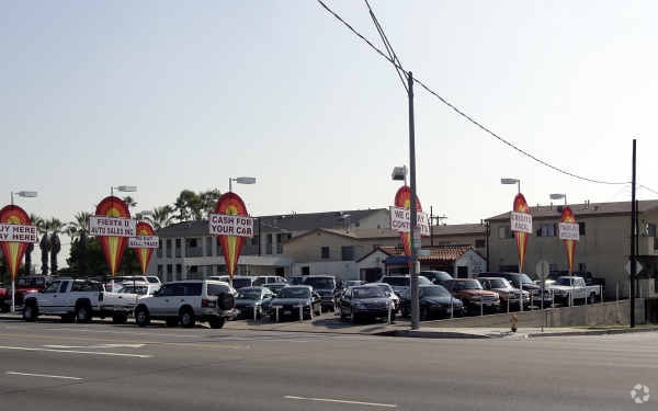 3300 E Pacific Coast Hwy, Long Beach, CA for lease - Building Photo - Image 3 of 7