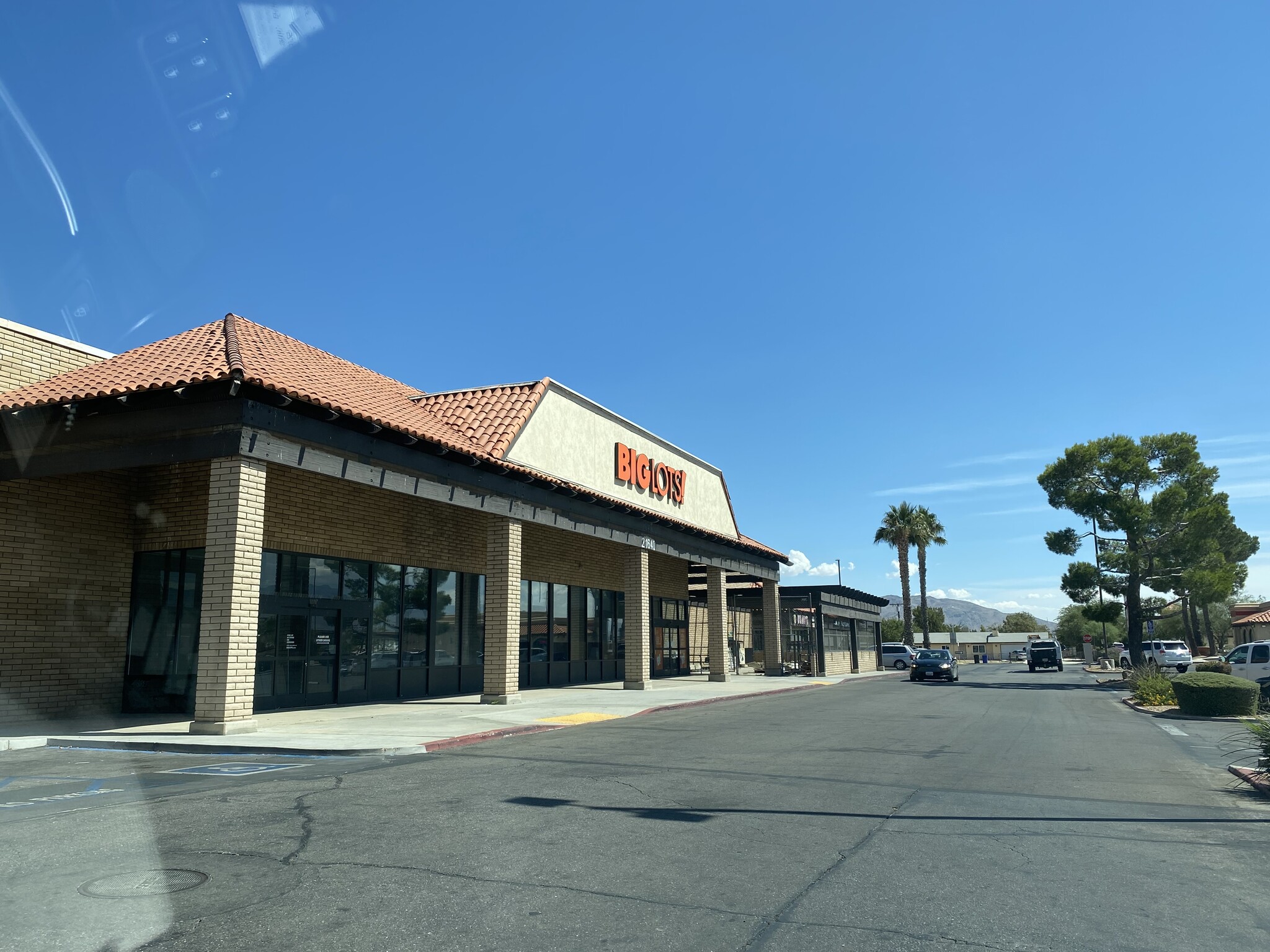 21510-21660 Bear Valley Rd, Apple Valley, CA à louer Photo intérieure- Image 1 de 6