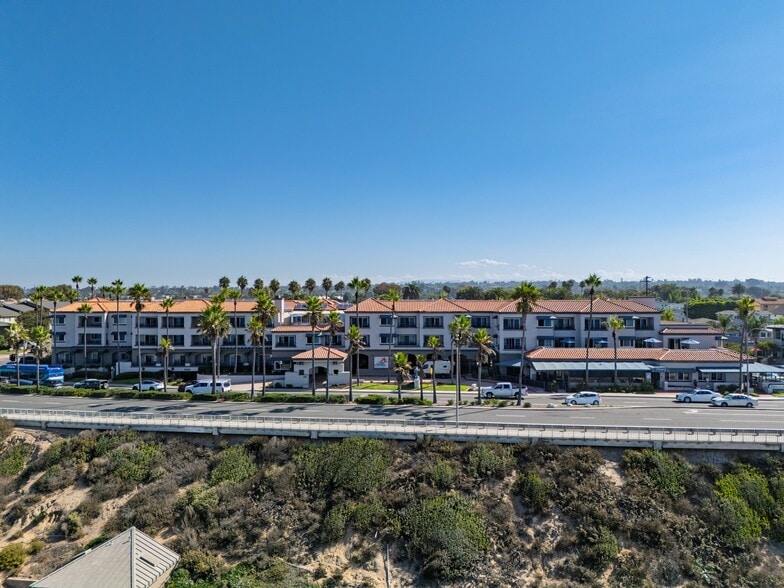 3200 Carlsbad Blvd, Carlsbad, CA for sale - Building Photo - Image 3 of 22