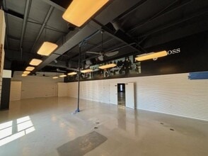 2716 Exchange Dr, Wilmington, NC for lease Interior Photo- Image 2 of 3