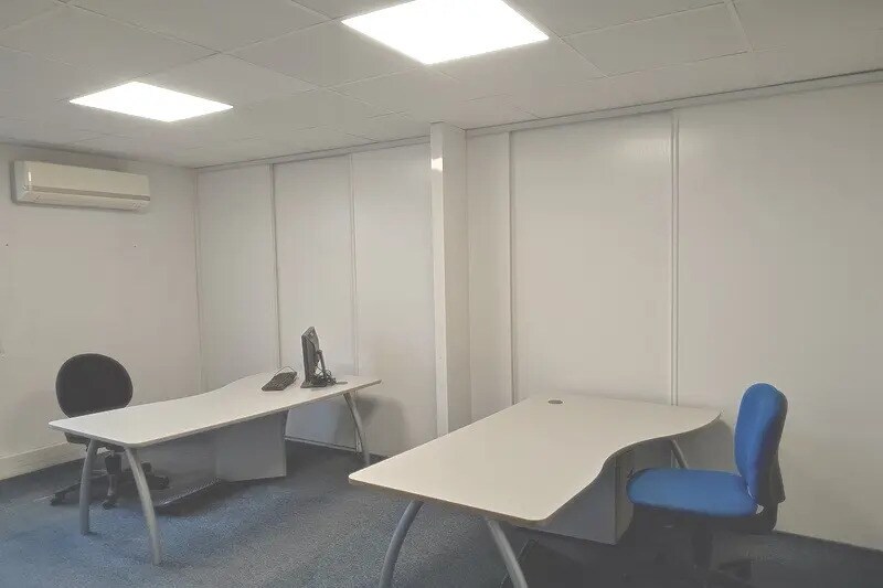 Office in Lattes for sale - Interior Photo - Image 3 of 5