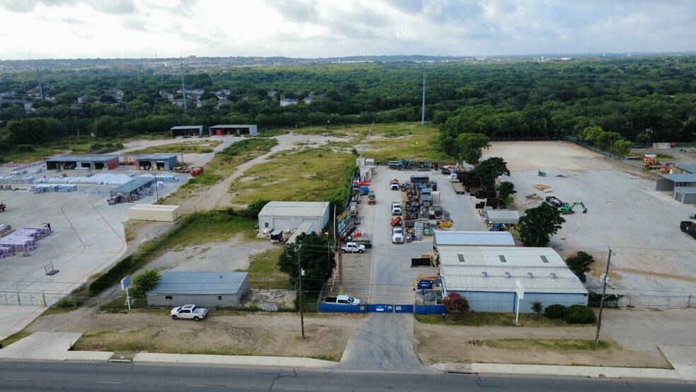 7614 Grissom Rd, San Antonio, TX for sale - Building Photo - Image 2 of 4