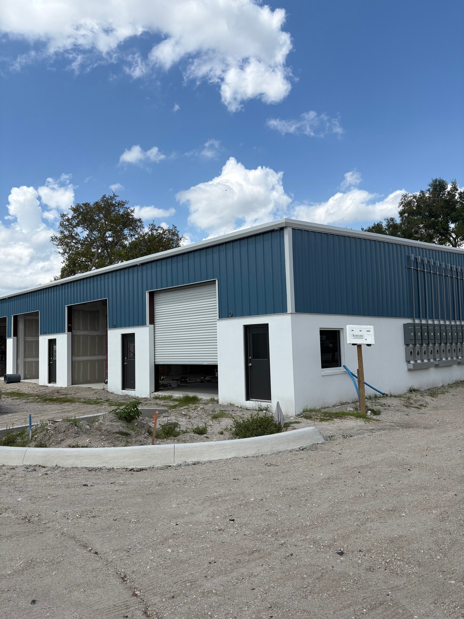 14050 N Florida Ave, Tampa, FL à louer Photo du bâtiment- Image 1 de 8