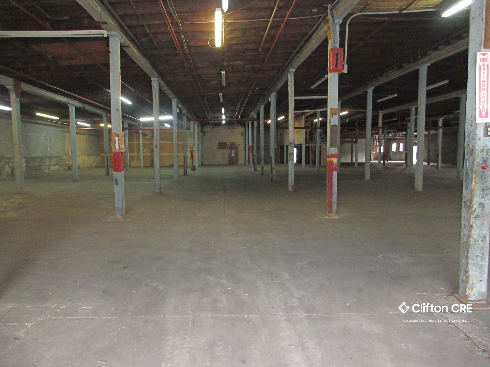 185 Van Winkle Ave, Hawthorne, NJ à louer Photo du bâtiment- Image 1 de 5