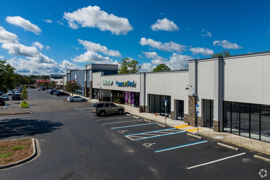 9400 Arlington Expy, Jacksonville, FL for lease - Building Photo - Image 1 of 6