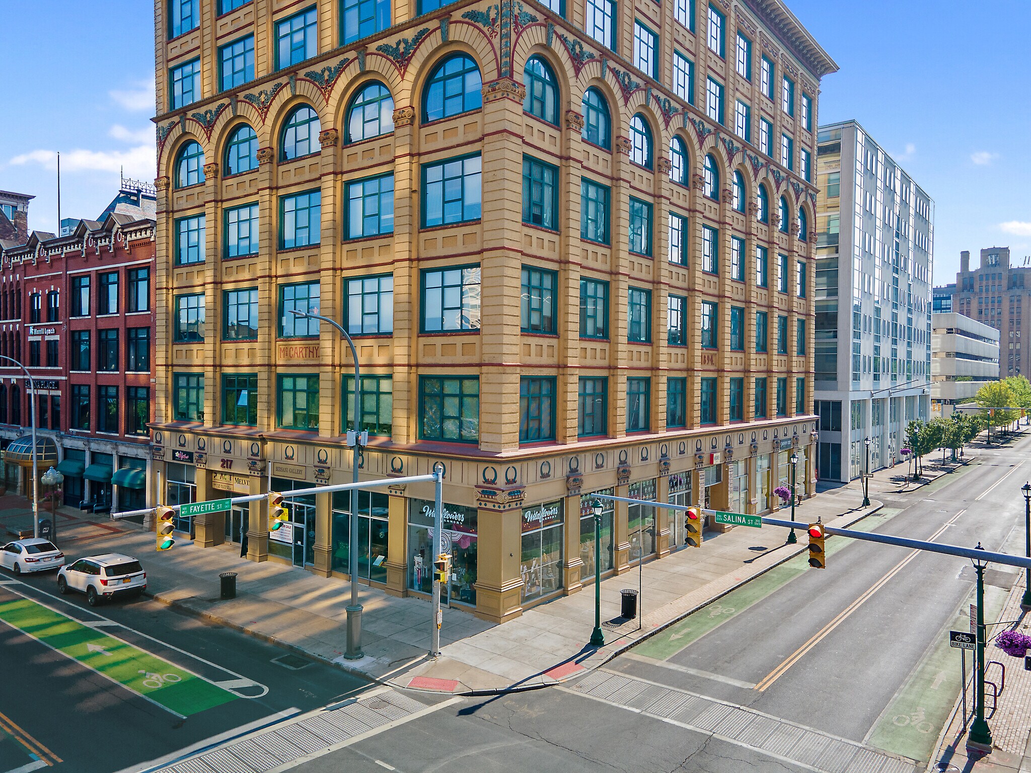 215-223 Salina St, Syracuse, NY à louer Photo du bâtiment- Image 1 de 8