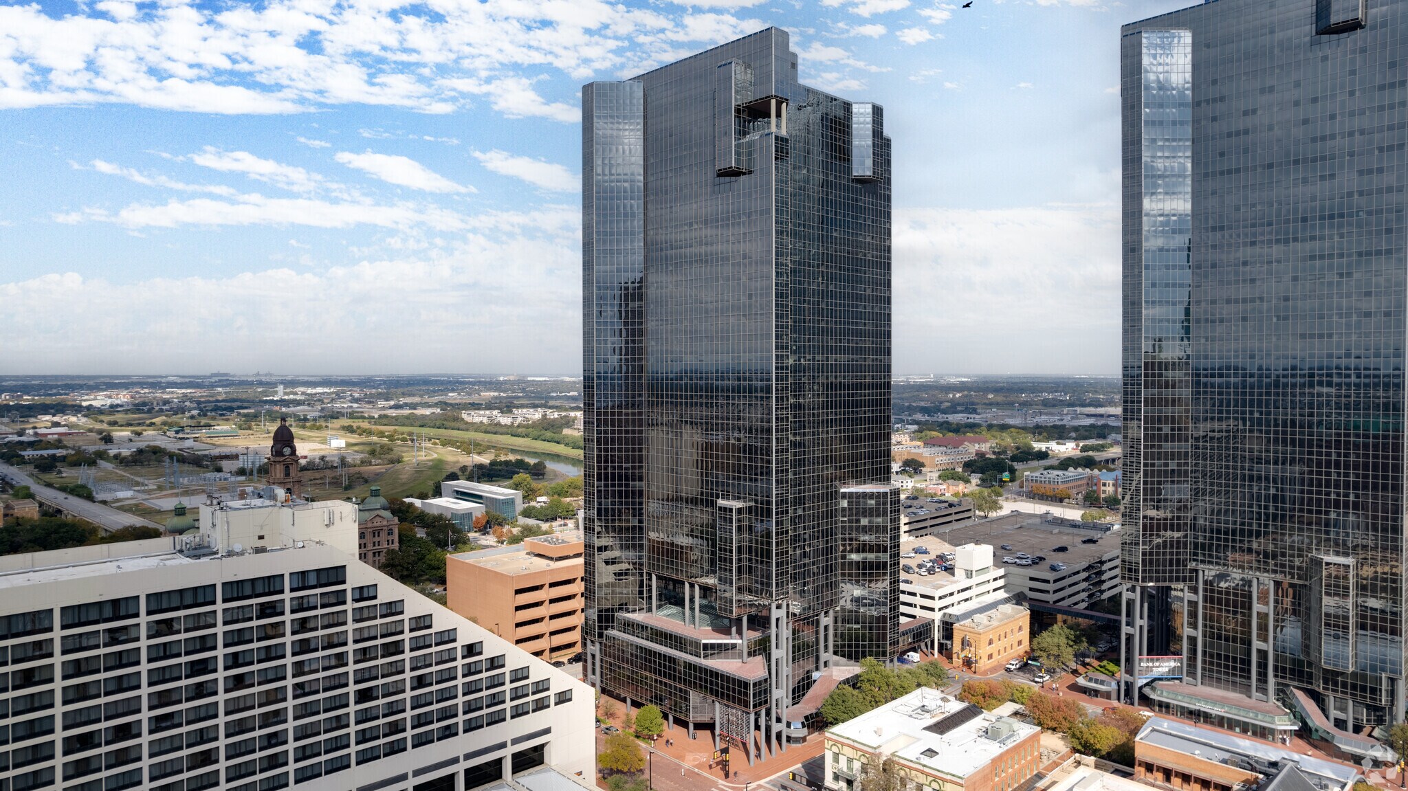 301 Commerce St, Fort Worth, TX à louer Photo principale- Image 1 de 51