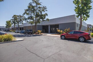 Plus de détails pour 8829-8835 Complex Dr, San Diego, CA - Industriel à louer