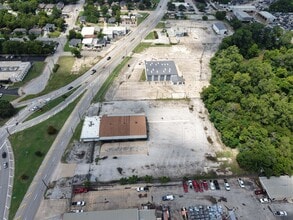 1275 Riverside Dr, Fort Worth, TX à louer Photo du bâtiment- Image 1 de 17