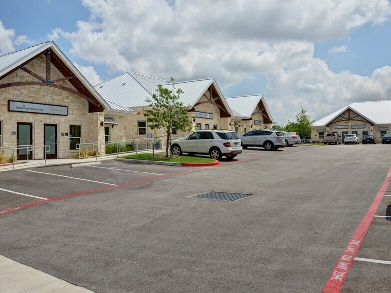1603 Medical Pky, Cedar Park, TX à louer - Photo du bâtiment - Image 2 de 3