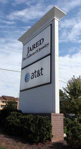 Plus de détails pour 4405 Wendover Ave, Greensboro, NC - Commerce de détail à vendre