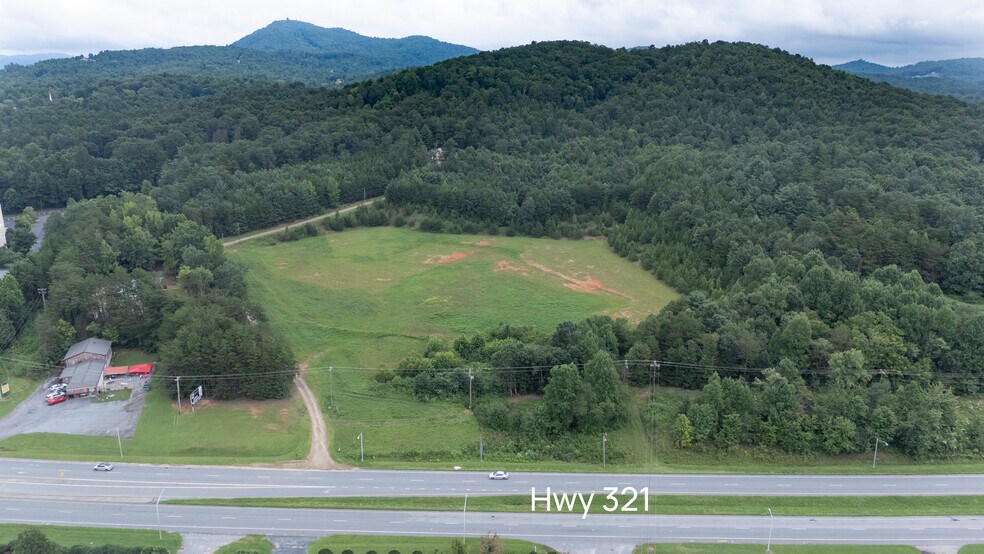 2055 Hickory Blvd, Lenoir, NC à vendre - Photo du bâtiment - Image 3 de 4