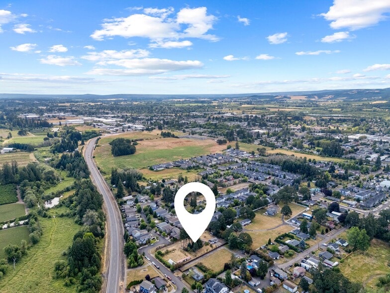 2762 Willamina Ave, Forest Grove, OR for sale - Building Photo - Image 3 of 14