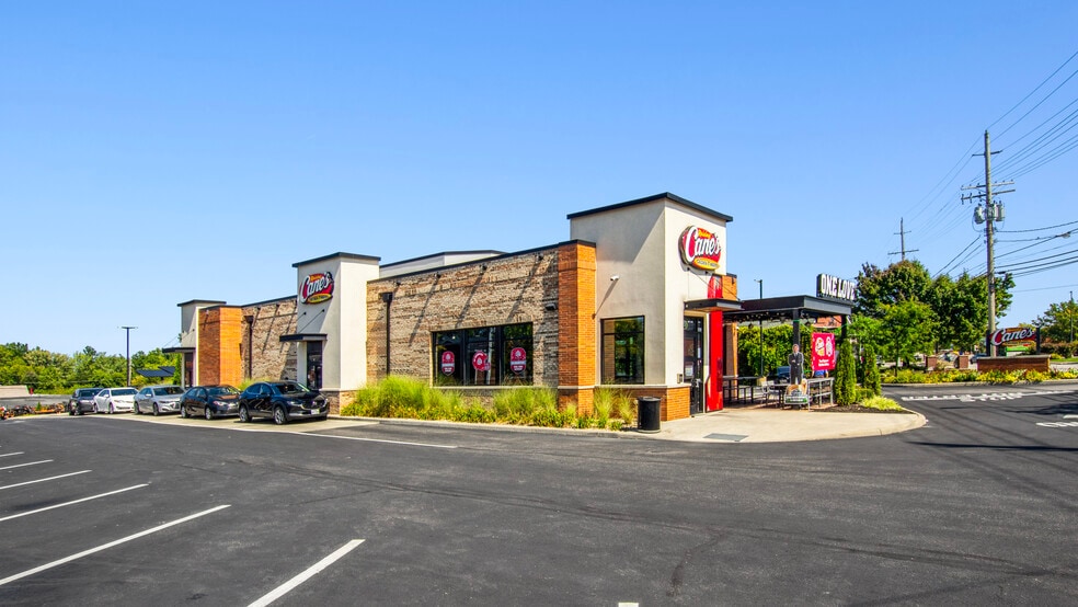 21330 Center Ridge Rd, Rocky River, OH à vendre - Photo du bâtiment - Image 2 de 6