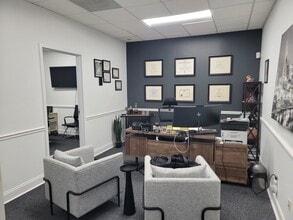 2000 Glen Echo, Nashville, TN for lease Building Photo- Image 1 of 8