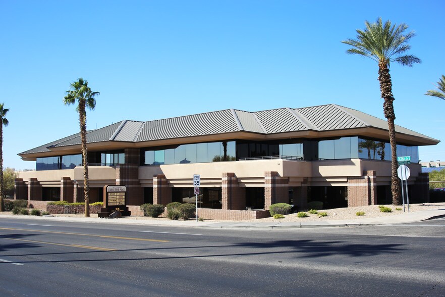 94 S Acoma Blvd, Lake Havasu City, AZ à louer - Photo du bâtiment - Image 2 de 15