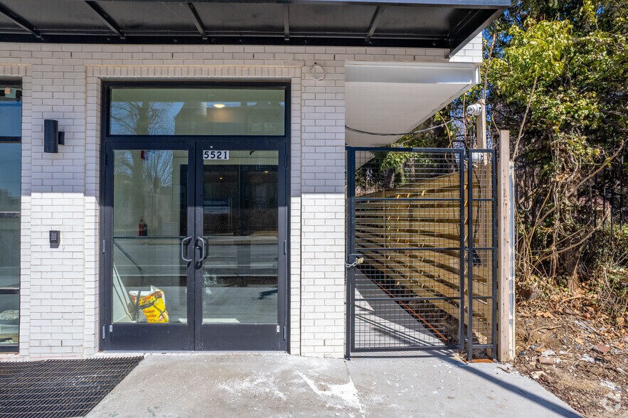 5521 Wayne Ave, Philadelphia, PA à vendre - Photo du bâtiment - Image 2 de 5