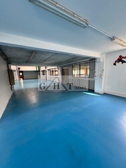 Industrial in Ivry-sur-Seine for lease - Building Photo - Image 3 of 6
