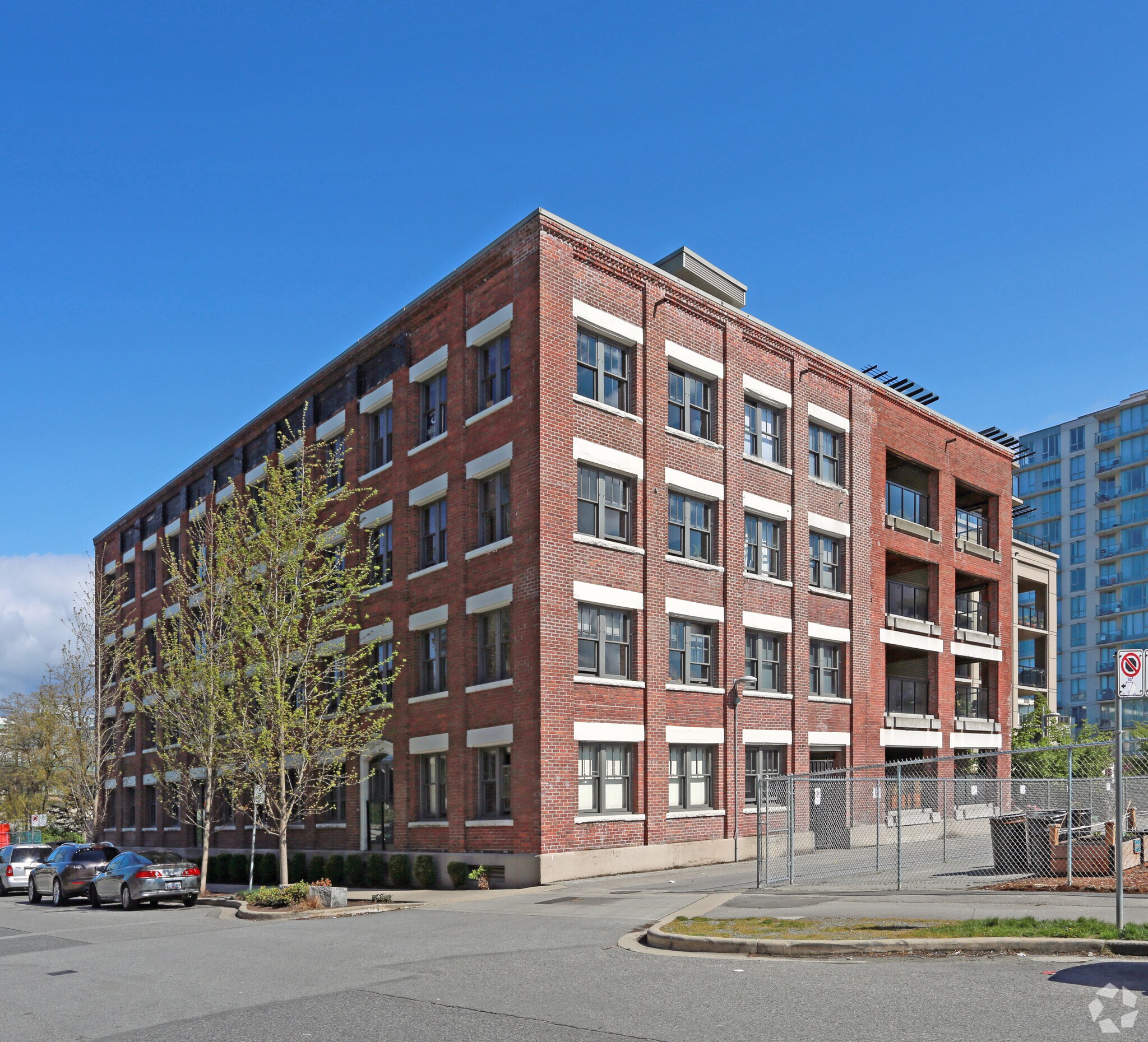 388 W 1st Ave, Vancouver, BC à vendre Photo principale- Image 1 de 1