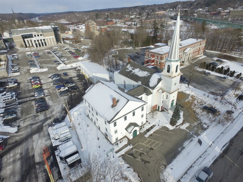 15 Green Street, Augusta, ME à vendre - Photo du bâtiment - Image 2 de 10