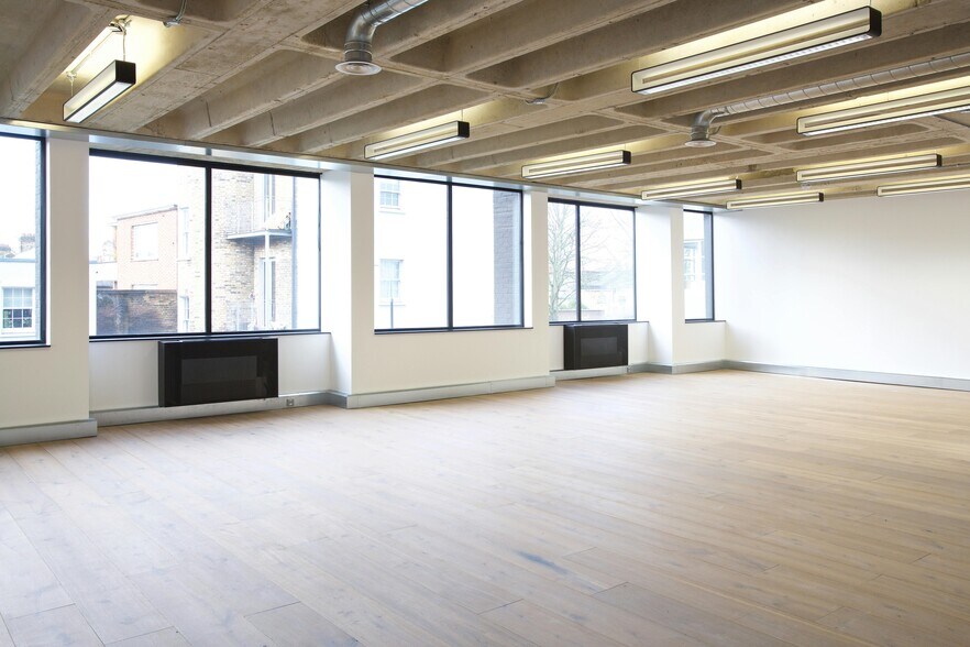 45 Beavor Ln, Londres à louer - Photo du bâtiment - Image 2 de 13