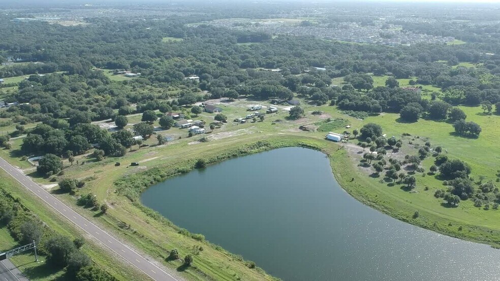 12398 BULL FROG CREEK, Gibsonton, FL à vendre - Vidéo sur l’inscription commerciale - Image 2 de 33