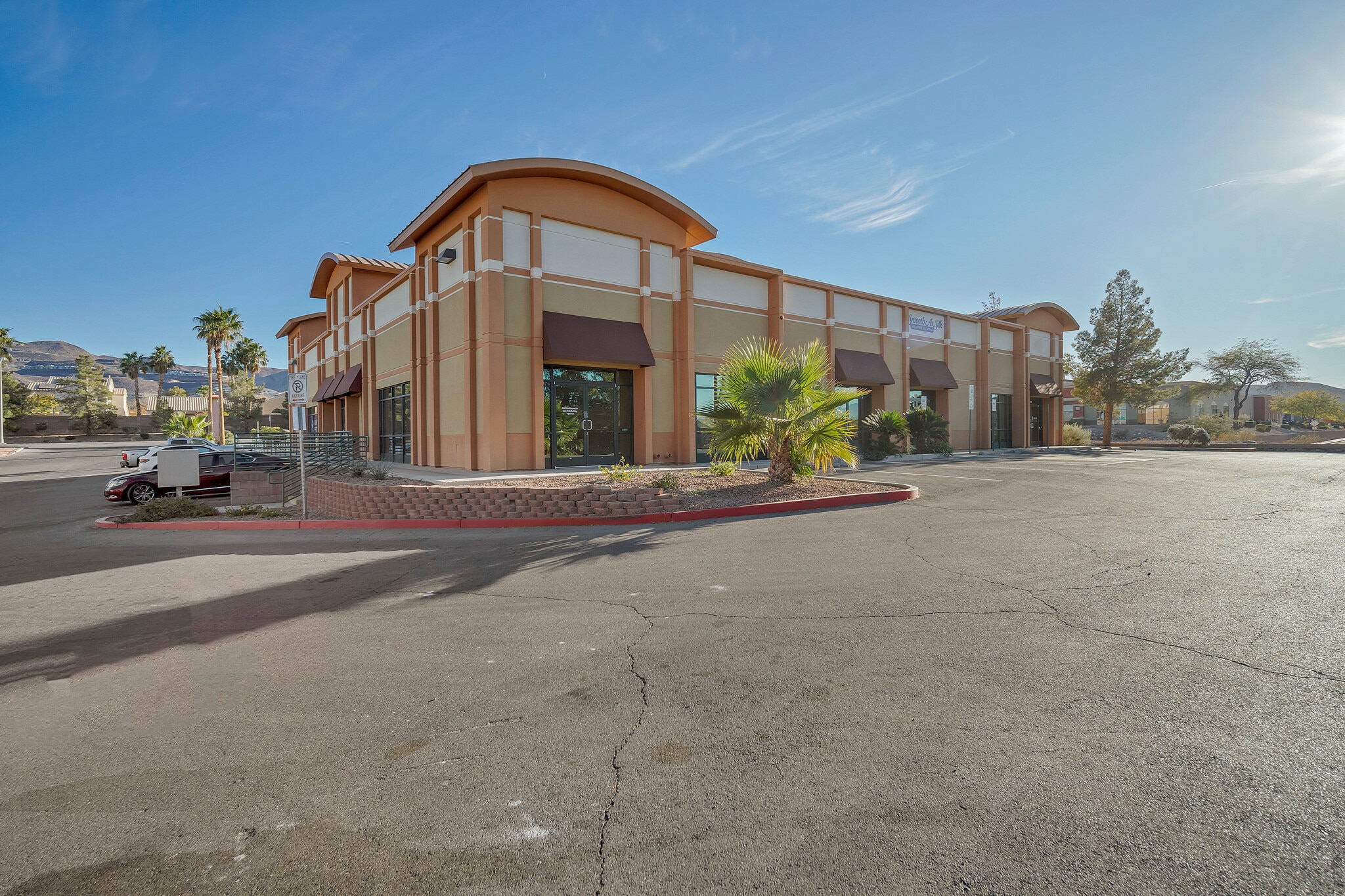 1510 W Horizon Ridge Pky, Henderson, NV à vendre Photo intérieure- Image 1 de 5