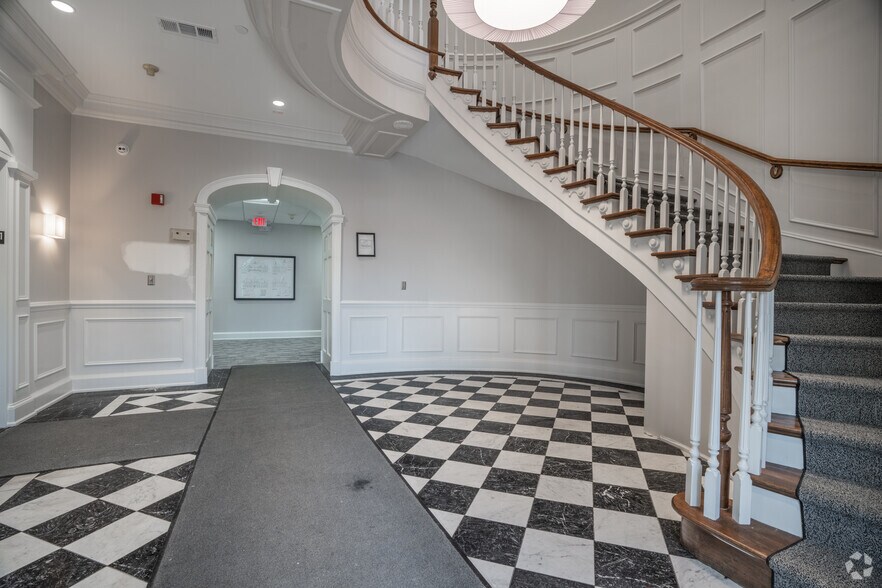 1902 Leland Dr SE, Marietta, GA à louer - Photo intérieure - Image 2 de 24